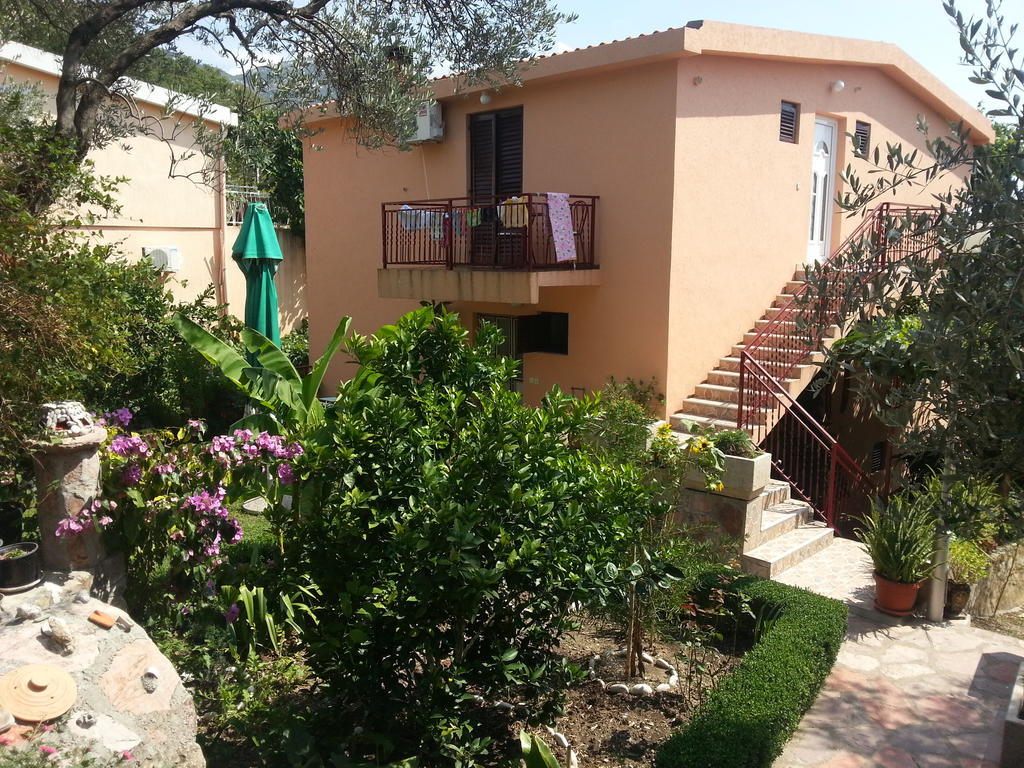 Apartments Kovacevic Petrovac المظهر الخارجي الصورة