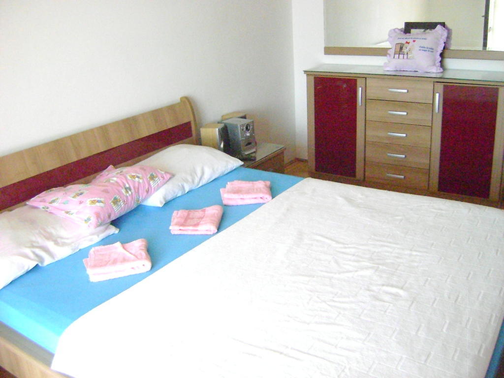 Apartments Kovacevic Petrovac الغرفة الصورة
